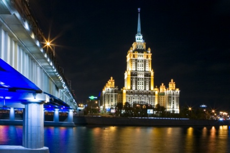 Faade de l'htel Radisson Royal de Moscou.