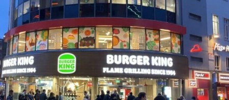 Burger King compte prsenter une carte  moiti vegane d'ici  2030.