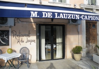faade du restaurant M de Lauzun