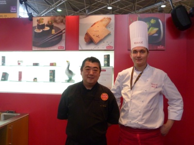 Katsumi Ishida, chef du restaurant En mets, fais ce quil te plat  Lyon et Paulin Rio, conseiller culinaire  Tokyo, pour Rougi.
