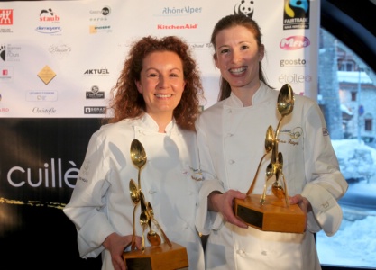 Les deux gagnantes 2010 de la Cuillre d'or, Ccile Riotte et Ilona Rutgers