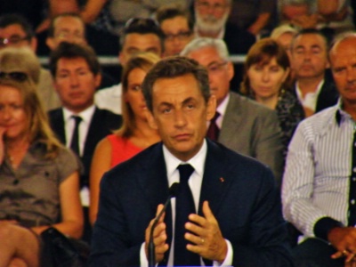 Nicolas Sarkozy veut  'revaloriser l'image des professionnels du tourisme'.